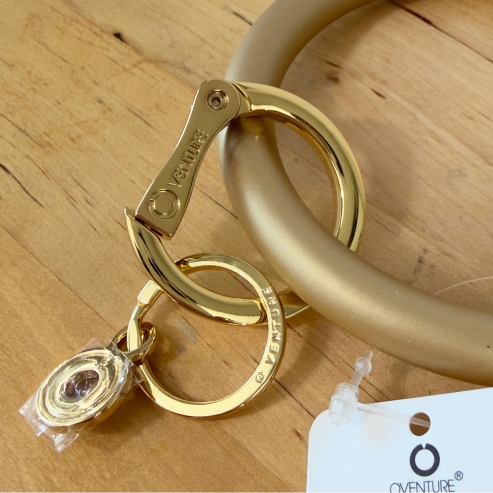 O Venture Silicone Big O® Key Ring - Solid Gold Rush Wristlet Key Clutch Holder - Picture 3 of 9